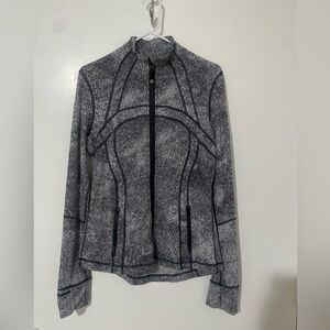 Lululemon Women's Gray Zip-Up Jacket
Athletic wear